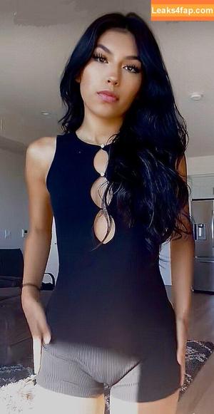 Yael Bernal photo #0088