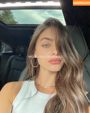 Yael Shelbia photo #0118