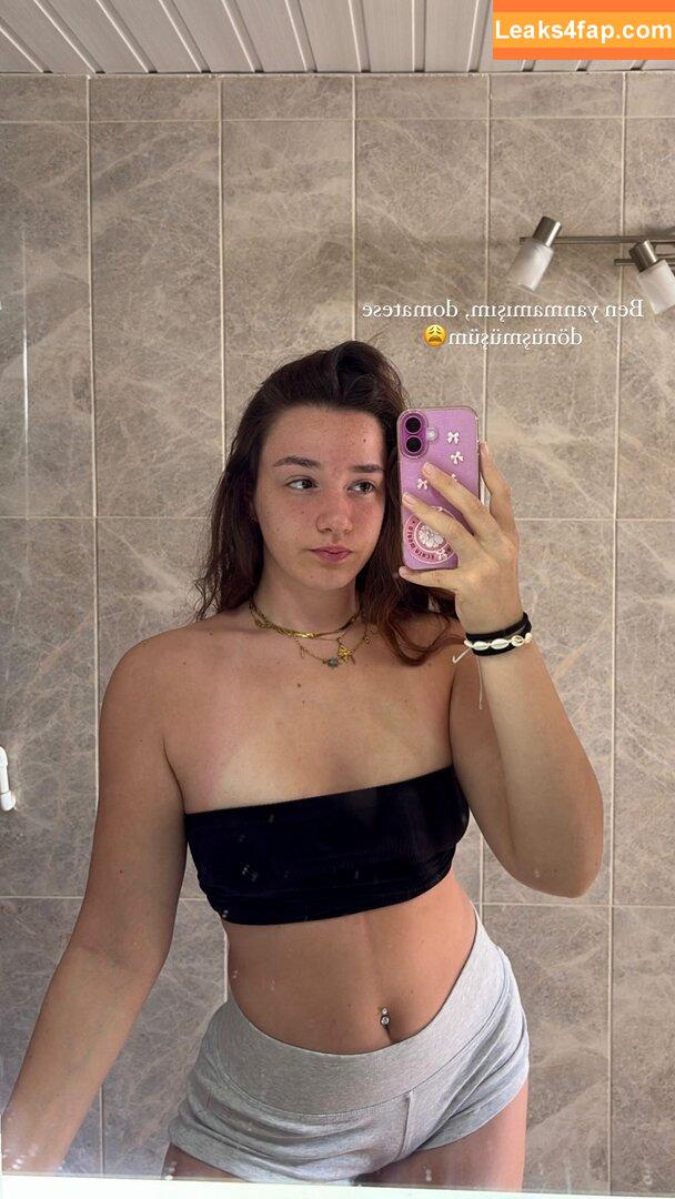 Yağmur Şimşek / rainsimsek98 / yamursimseek / yyagmurrsimsek leaked photo photo #0106