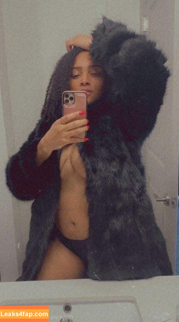 yagurlbubblez / notbubbz / yagurlbubbles leaked photo photo #0030