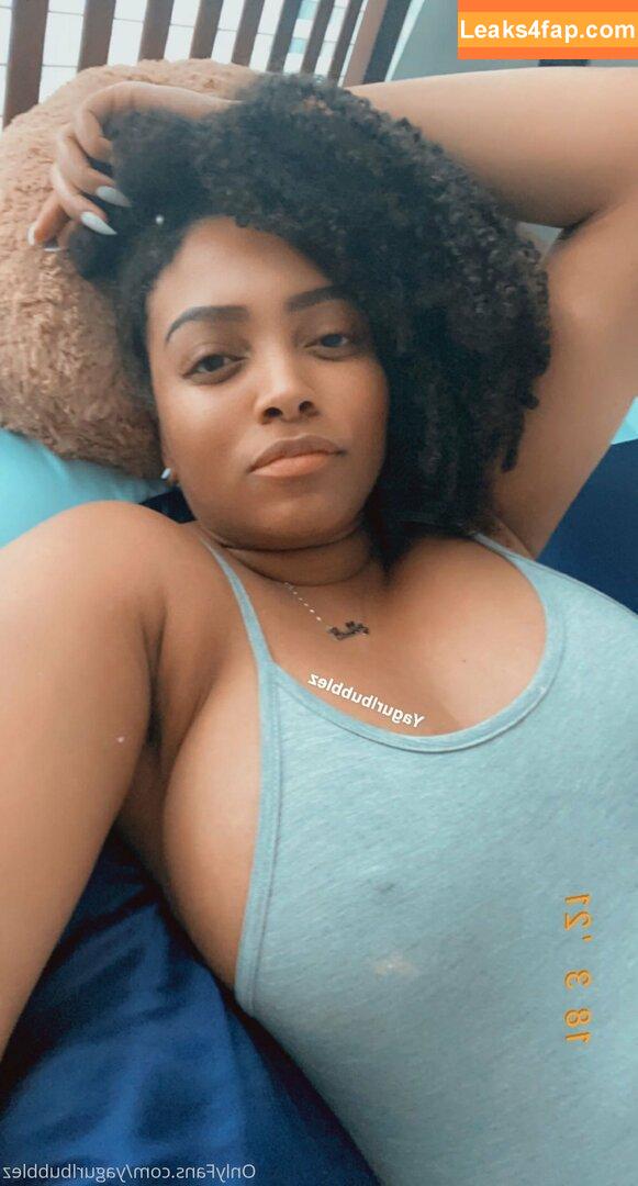 yagurlbubblez / notbubbz / yagurlbubbles leaked photo photo #0096