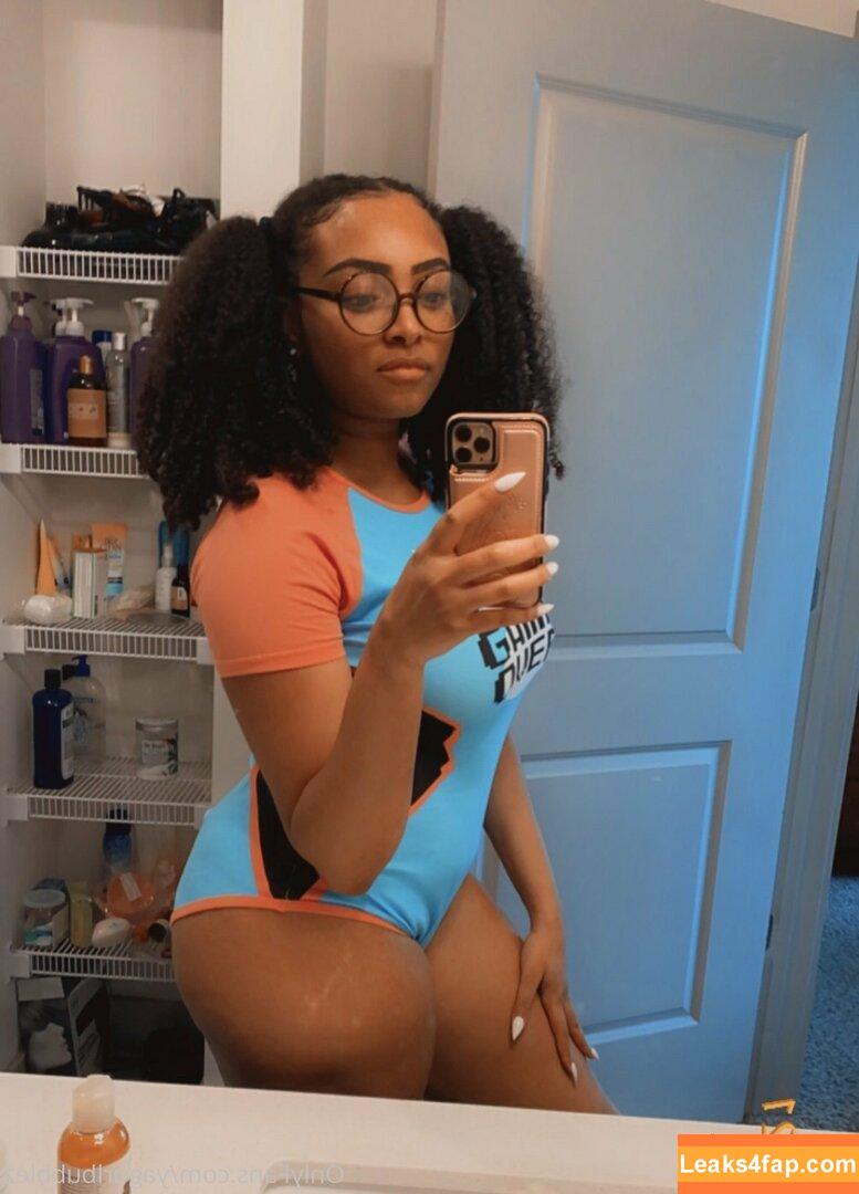 yagurlbubblez / notbubbz / yagurlbubbles leaked photo photo #0120