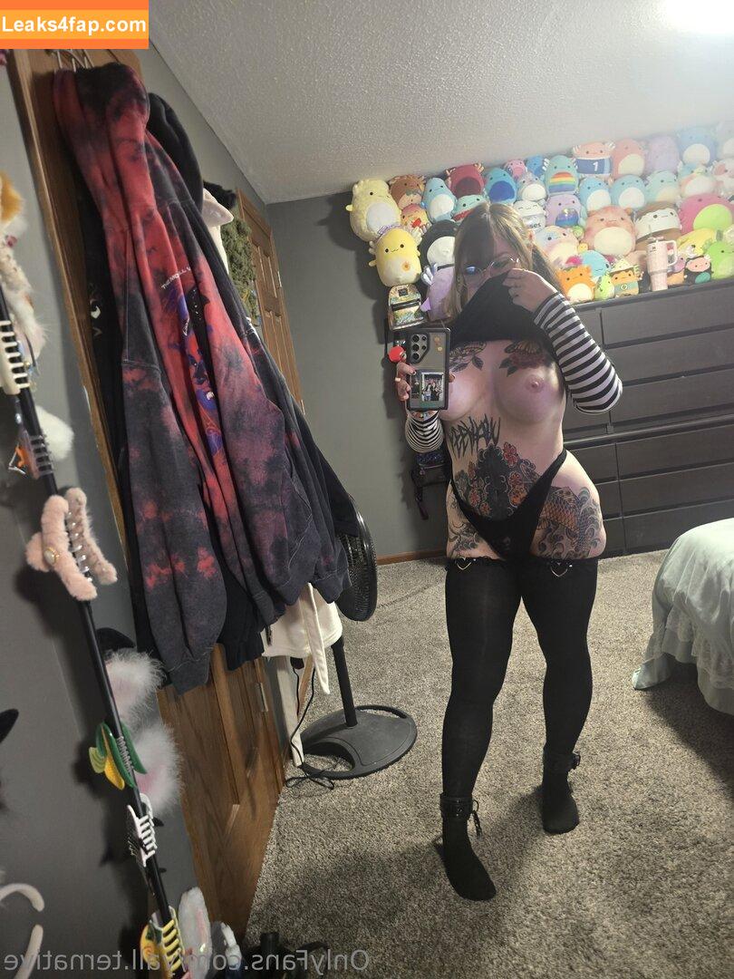 yall.ternative /  leaked photo photo #0008