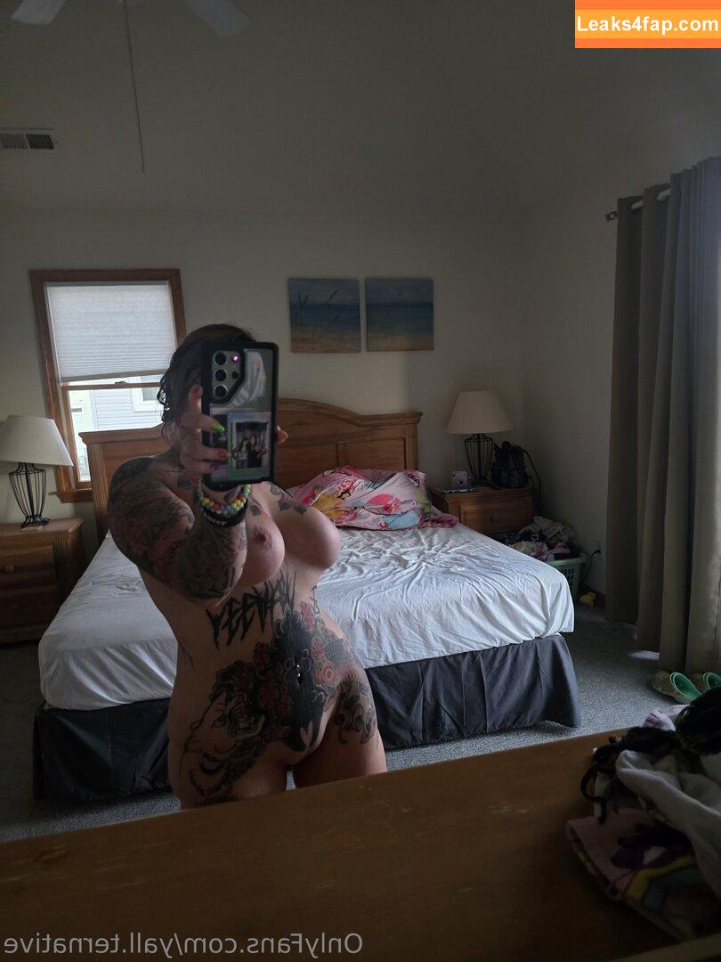 yall.ternative /  leaked photo photo #0021