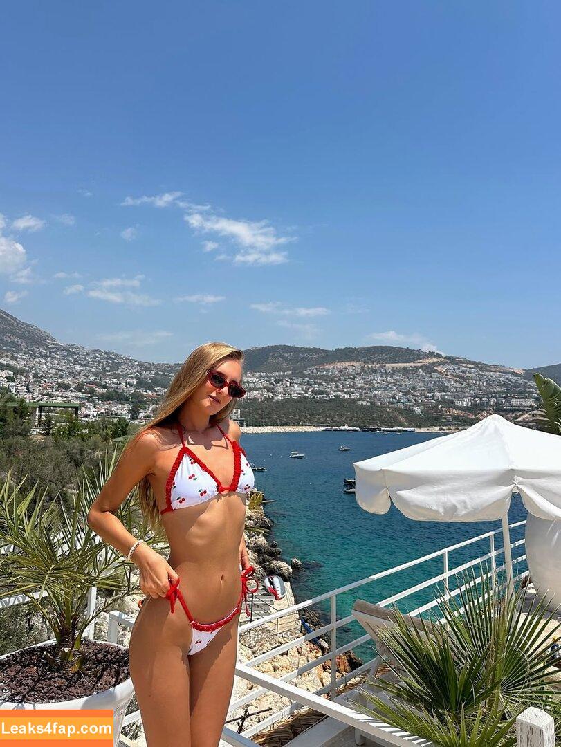 Yana Dombrovskaya / yana__dombrovskaya leaked photo photo #0006