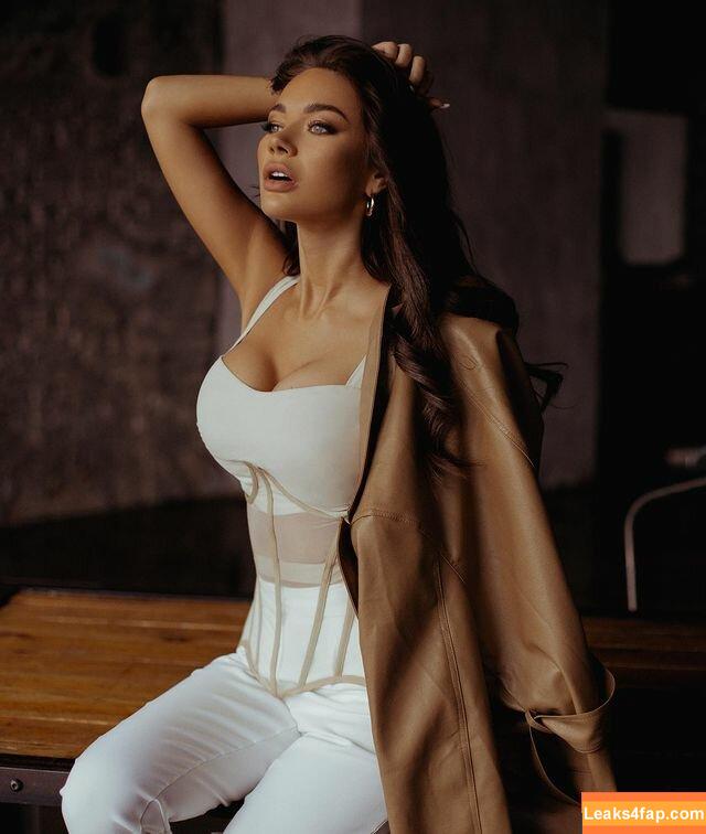 Yana Koshkina / yana_koshkina_official leaked photo photo #0048