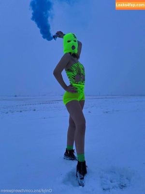 yana_twerk photo #0023