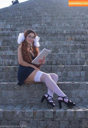 yana_twerk photo #0044