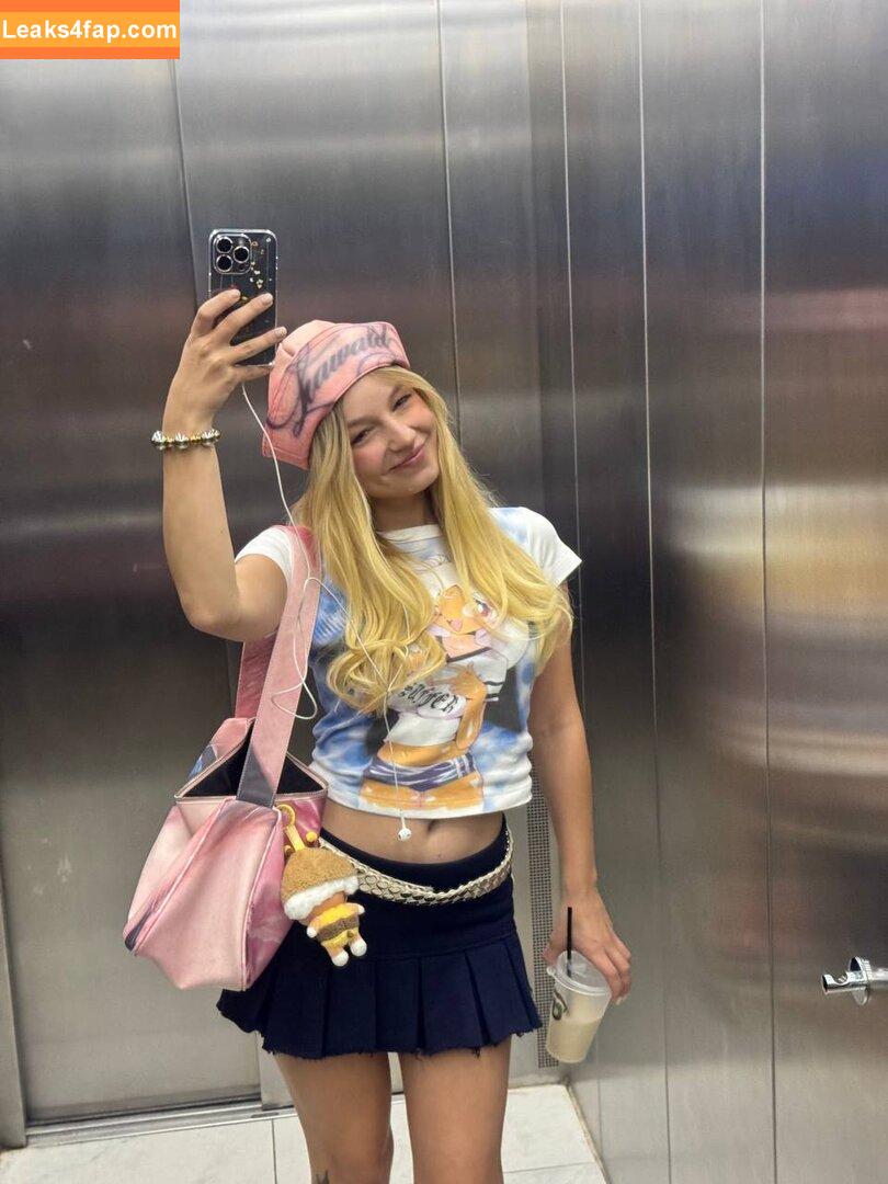 yana_zenina / yana_zenina_ leaked photo photo #0001