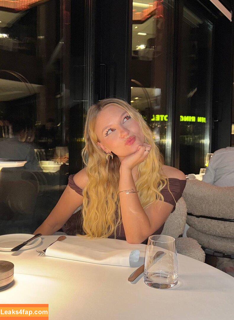 yana_zenina / yana_zenina_ leaked photo photo #0002