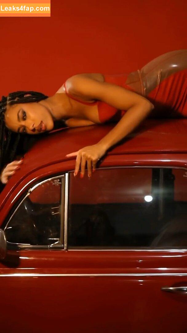 Yara Charry / only_charry / yaracharry leaked photo photo #0135