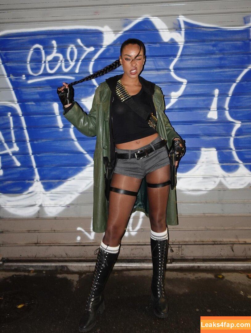 Yara Charry / only_charry / yaracharry leaked photo photo #0162