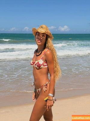 Yara Charry фото #0187