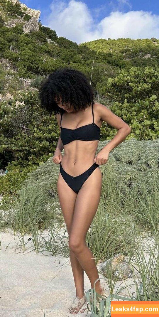 Yara Shahidi / yarashahidi leaked photo photo #0017