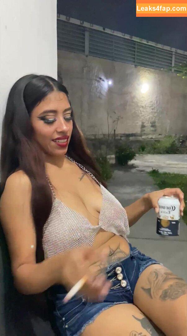 Yaresita /  leaked photo photo #0013