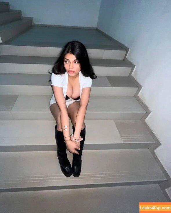 yashica.aa / yashicaa.aa leaked photo photo #0056