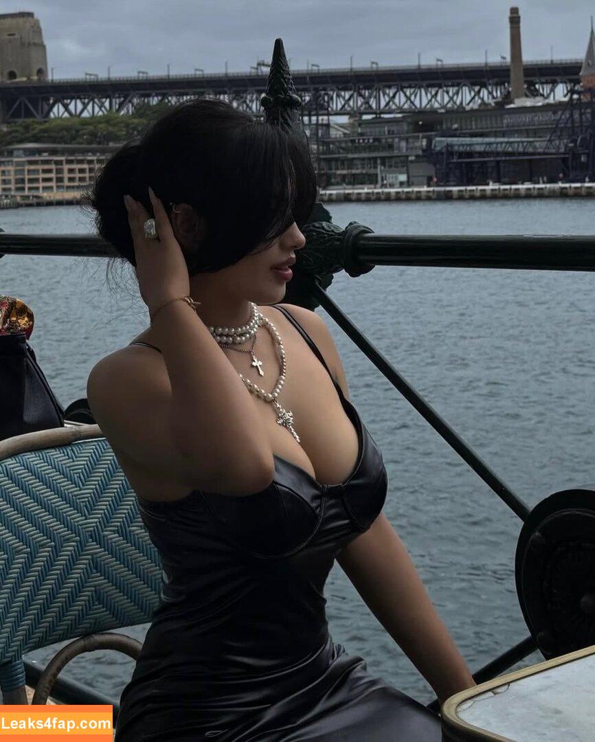 yashica.aa / yashicaa.aa leaked photo photo #0067