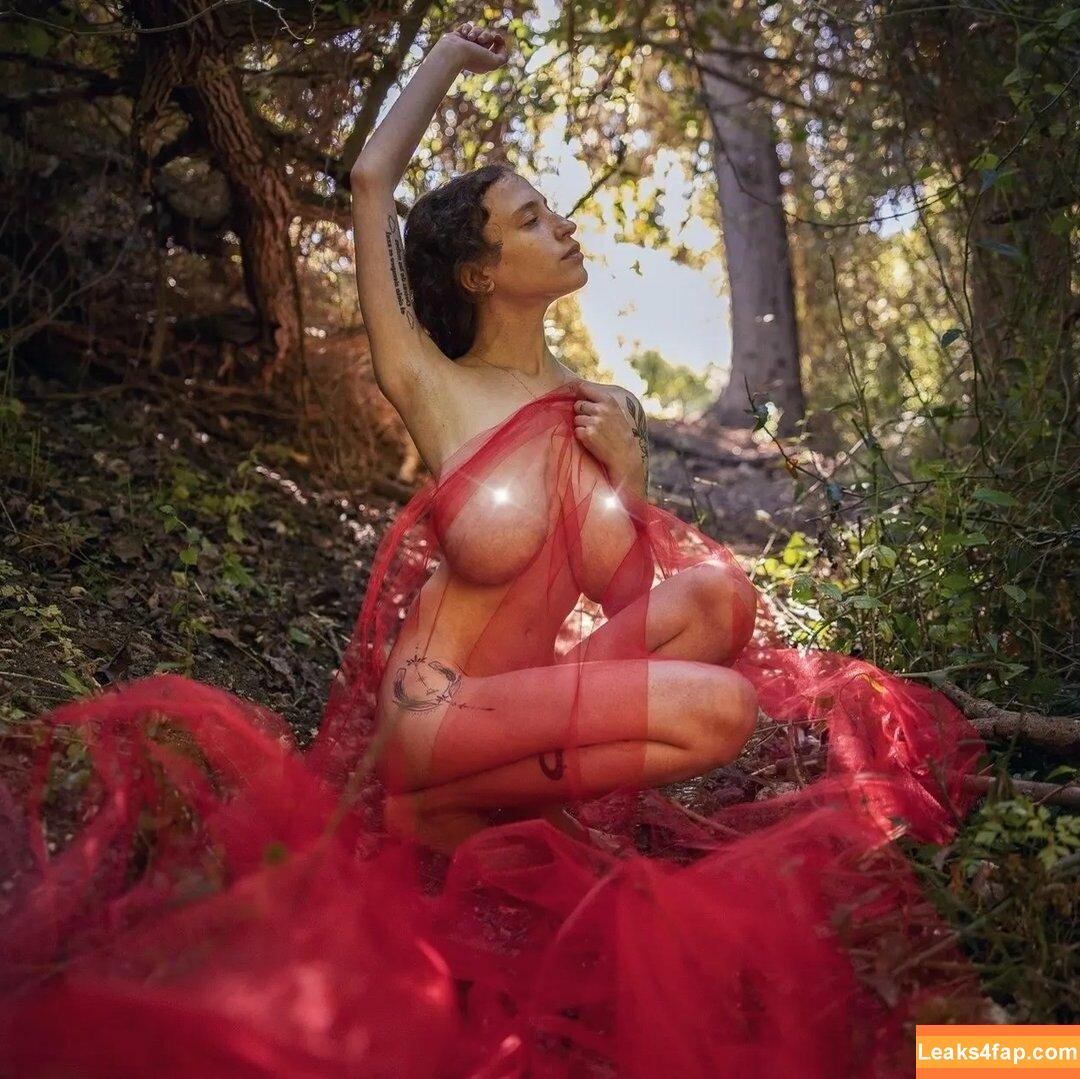 Yasmin_avrahami / AvrahamiYasmin / photoart_il / tsyasmin слитое фото фото #0001
