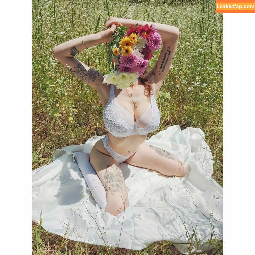 Yasmin_avrahami / AvrahamiYasmin / photoart_il / tsyasmin слитое фото фото #0050