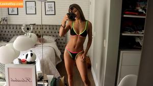 Yasmin Castilho photo #0027