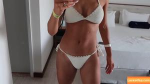 Yasmin Castilho photo #0037