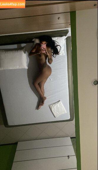 Yasmin Pineiroo / medusahott / yasmineofficiel / yasminpineiroo leaked photo photo #0002