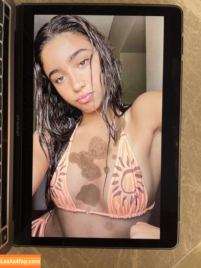 yasminbarbieri /  слитое фото фото #0008