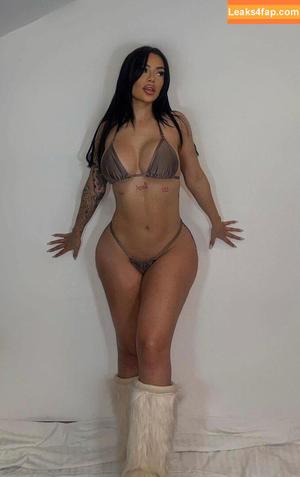Yasmine Cecilia Pierards photo #0027