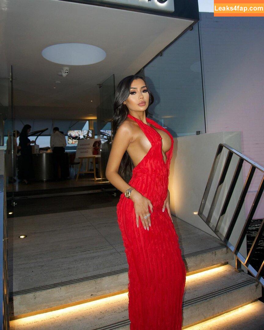 yasmine_eve / yasbaby1 leaked photo photo #0012
