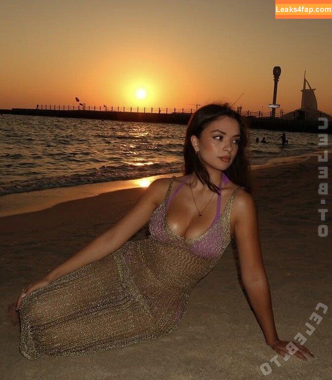 Yasminelucyy leaked photo photo #0021