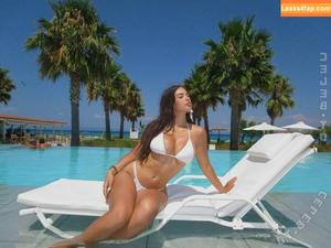 Yasminelucyy photo #0004