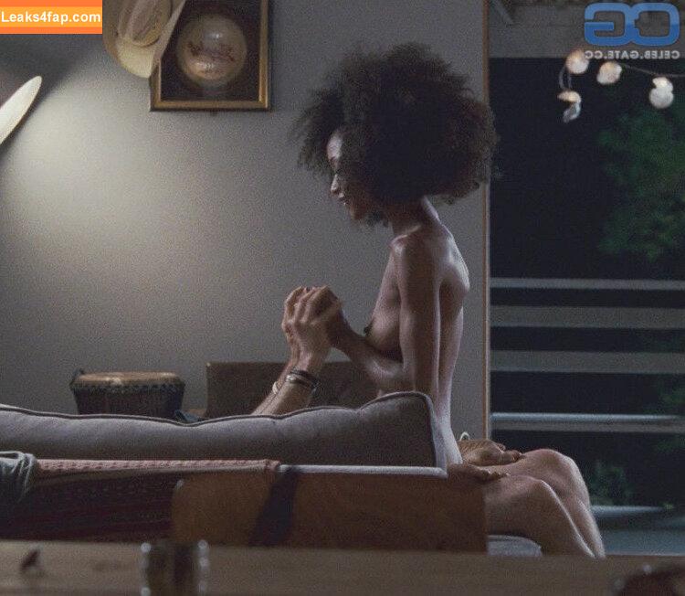 Yaya DaCosta /  leaked photo photo #0001