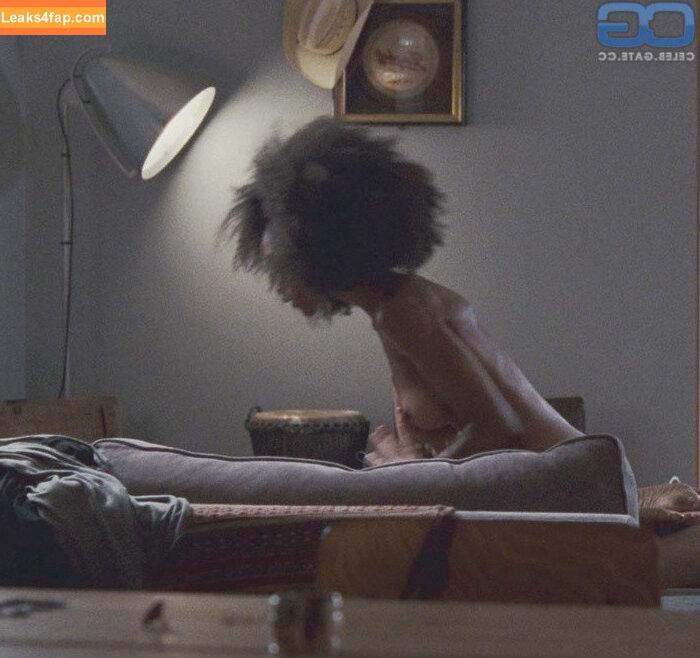 Yaya DaCosta /  leaked photo photo #0002