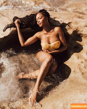 Yaya DaCosta photo #0013