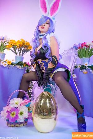 Yaya Han фото #0030