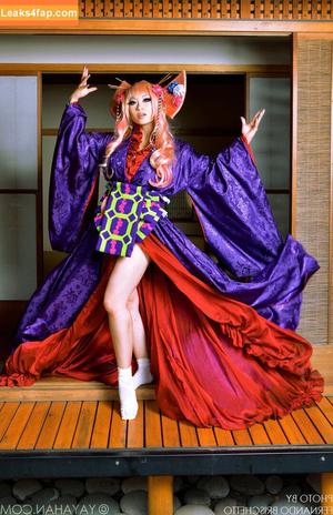 Yaya Han фото #0048
