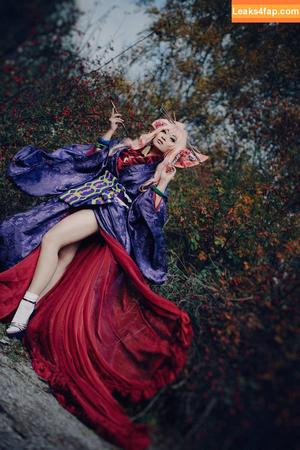 Yaya Han фото #0052