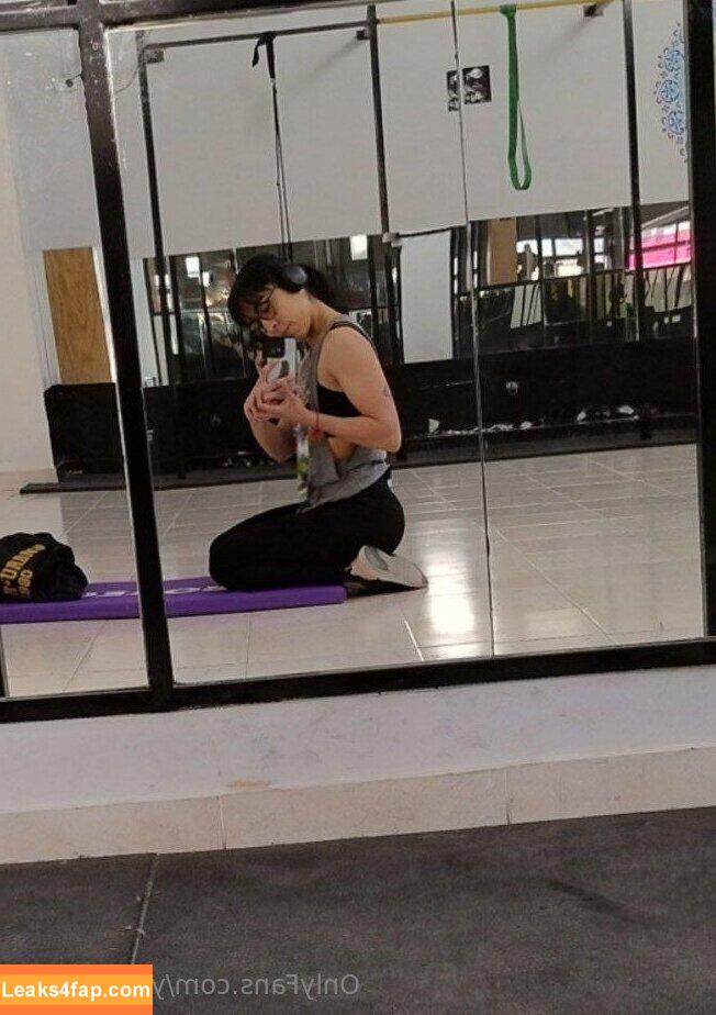 yazmine_fit / yasmine_fit1 leaked photo photo #0011