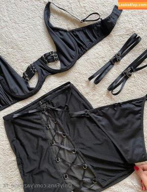 yazmine_fit photo #0012
