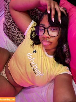 Yazmynswrld photo #0058