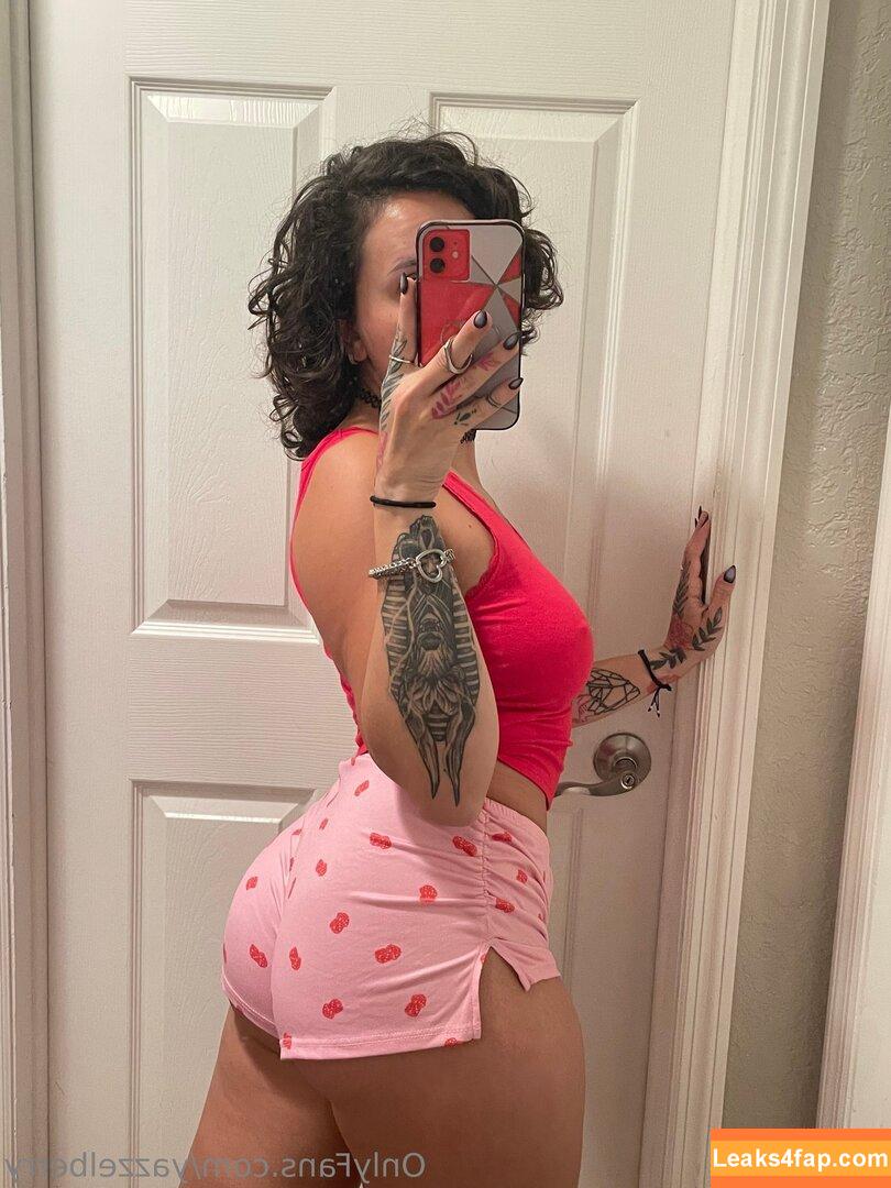 yazzelberry /  leaked photo photo #0018