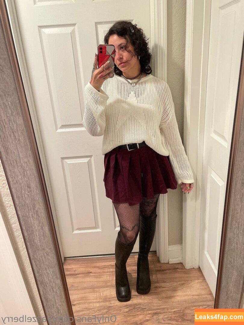 yazzelberry /  leaked photo photo #0023