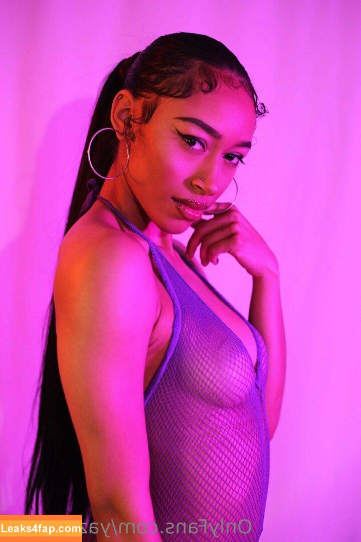 yazzyyams / Queen Yasmeena / yazzylonglegs слитое фото фото #0006