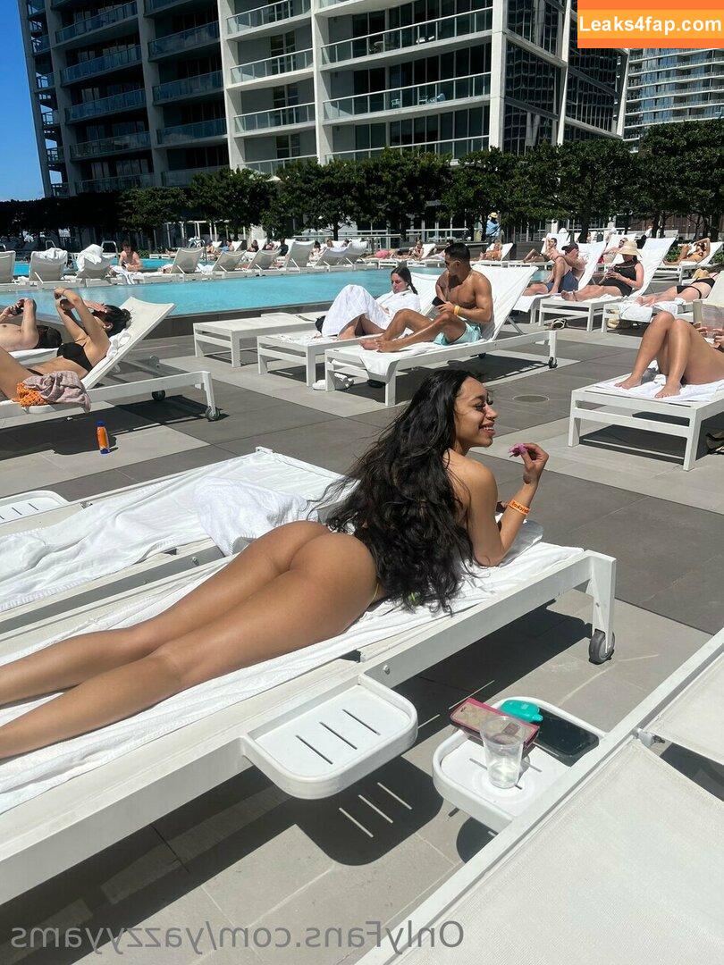 yazzyyams / Queen Yasmeena / yazzylonglegs слитое фото фото #0279