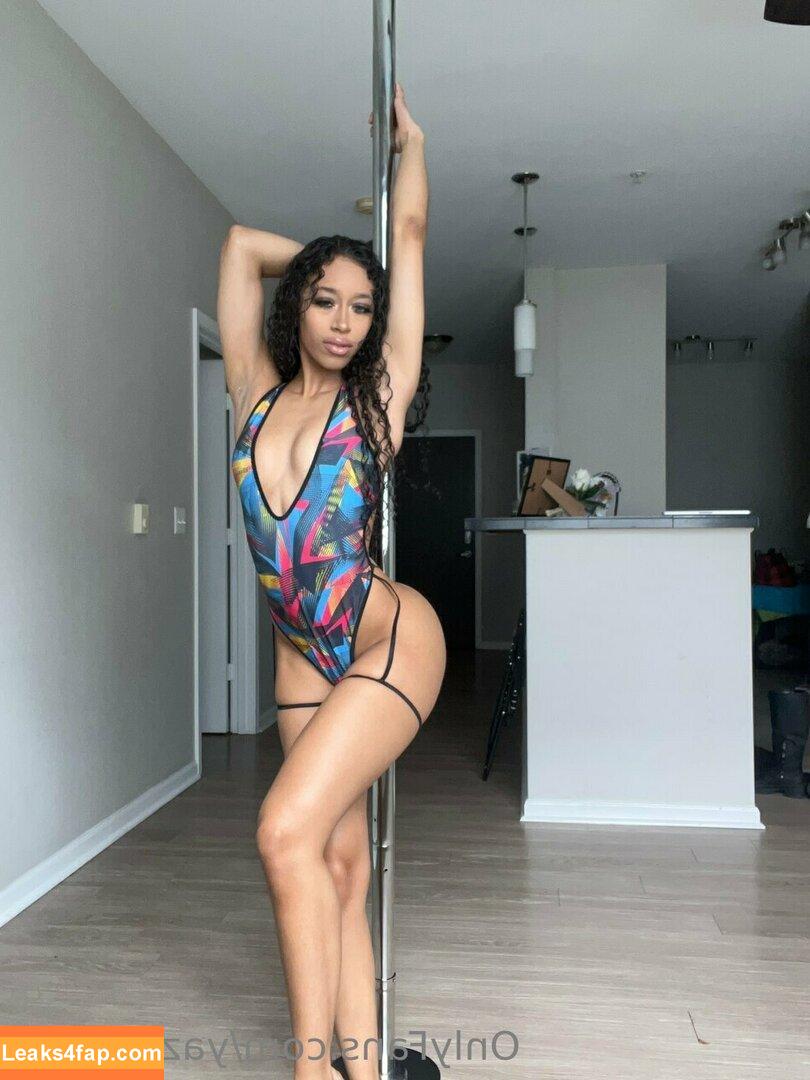 yazzyyams / Queen Yasmeena / yazzylonglegs leaked photo photo #0309