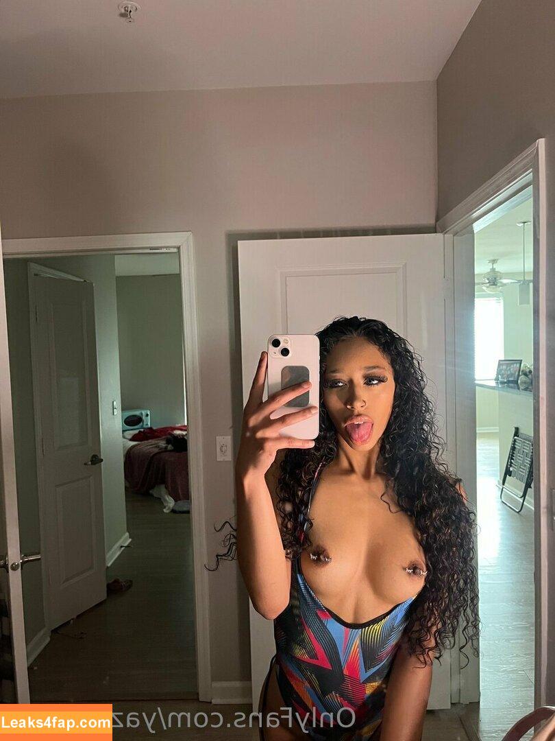 yazzyyams / Queen Yasmeena / yazzylonglegs leaked photo photo #0314