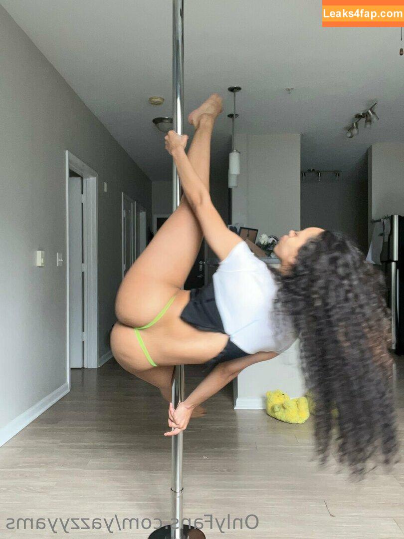 yazzyyams / Queen Yasmeena / yazzylonglegs leaked photo photo #0317