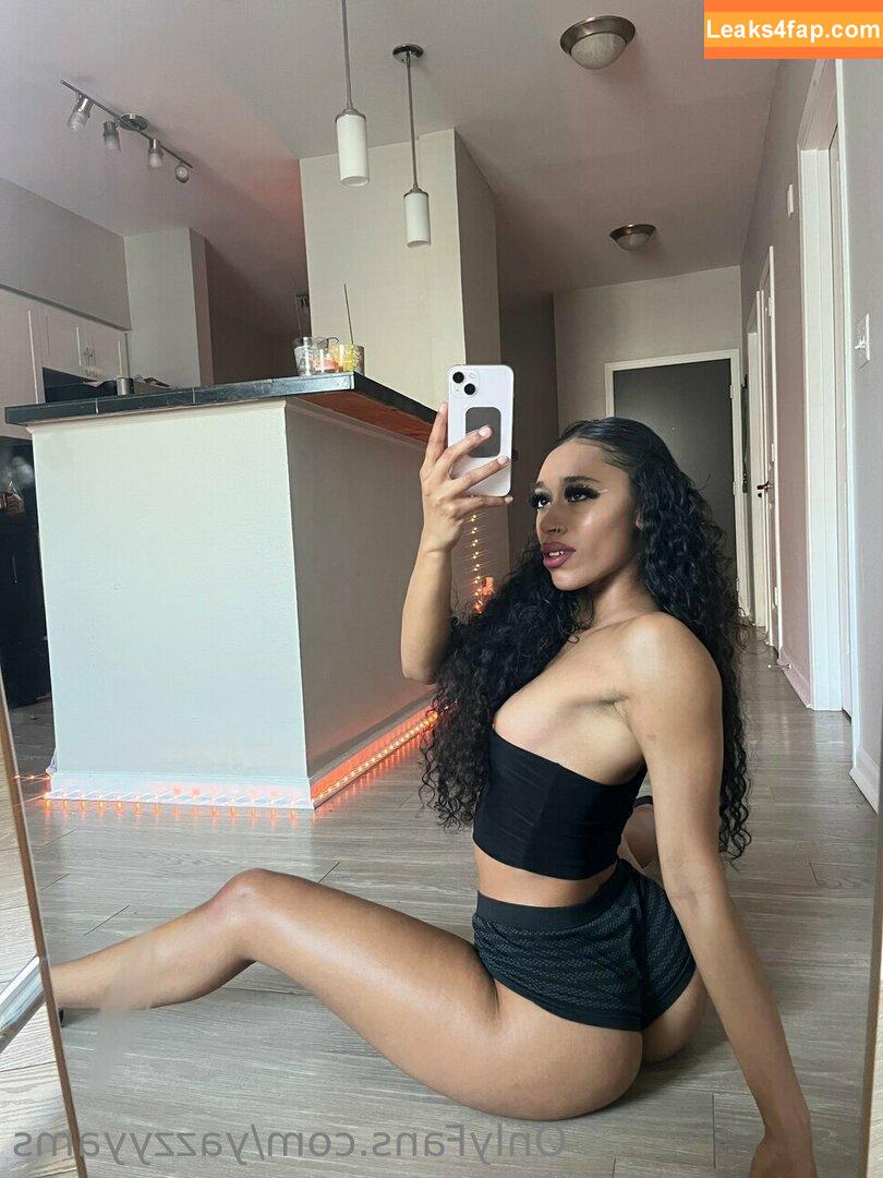 yazzyyams / Queen Yasmeena / yazzylonglegs leaked photo photo #0352