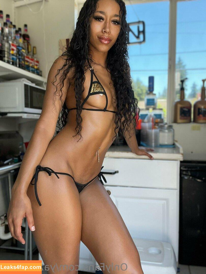 yazzyyams / Queen Yasmeena / yazzylonglegs leaked photo photo #0467