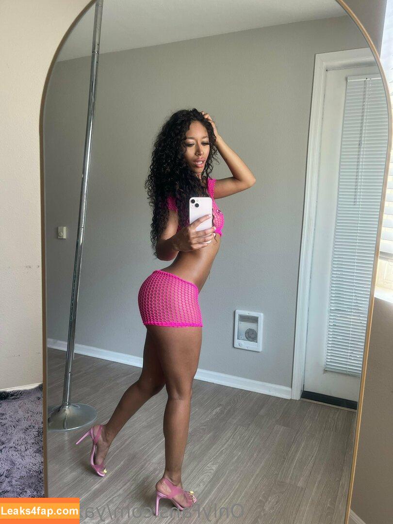 yazzyyams / Queen Yasmeena / yazzylonglegs leaked photo photo #0480